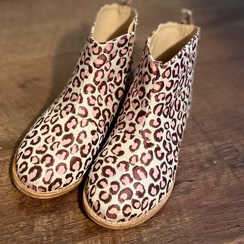 Janie and jack leopard boots girls